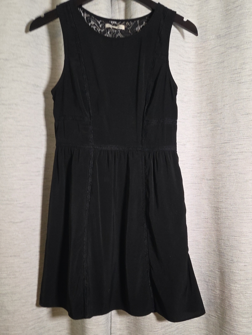 American Eagle Outfitters Black Sleeveless Lace-Yoke Midi Dress